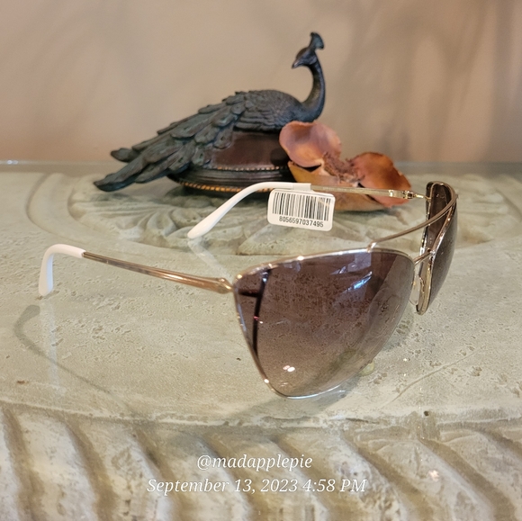 Prada SPR65V Unisex Cat Eye Modified Aviator Sunglasses Gold Metal Frame MA#4 - Picture 9 of 16